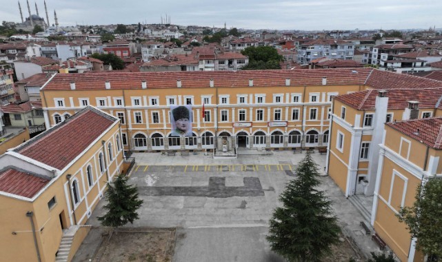 Balkan Savaşları’nda hastaneydi, bugün gençlerin geleceğine ışık tutuyor