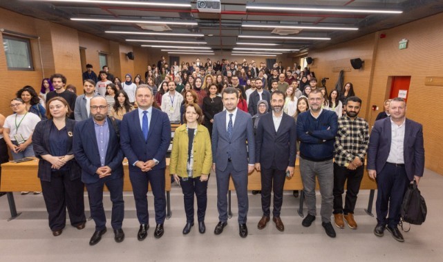 ÇAY, ÖĞRENCİLERLE BİR ARAYA GELDİ
