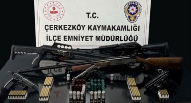  Çerkezköy’de Silah Operasyonu: 10 Gözaltı