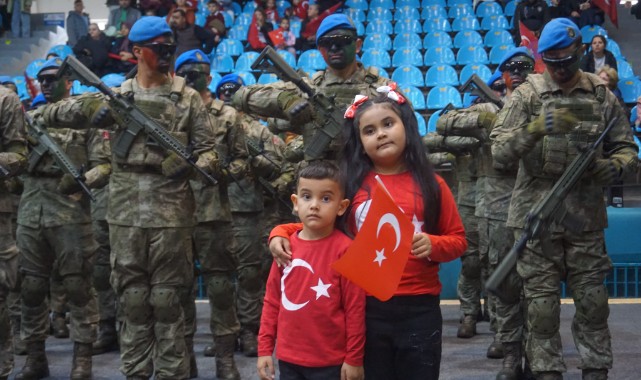 CUMHURİYET’İN 103’ÜNCÜ YILI EDİRNE’DE GÖRKEMLİ TÖRENLE KUTLANDI