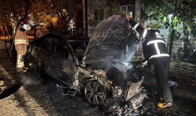 Edirne’de Bulgaristan Plakalı Otomobilde Yangın