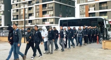 Edirne'de yasa dışı bahis operasyonunda yakalanan 8 zanlı tutuklandı