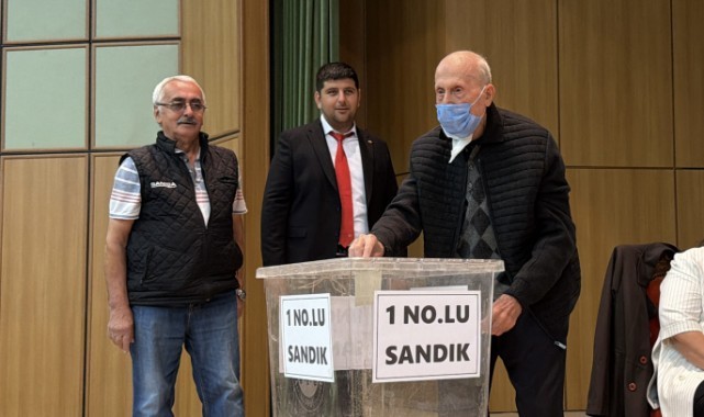 Edirne Ticaret Borsası Seçiminde 93 Yaşındaki Üye Dikkat Çekti