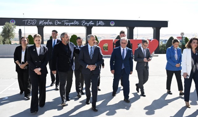 Edirne Valisi Sezer, TED’li Gençlerin Konuğu Oldu