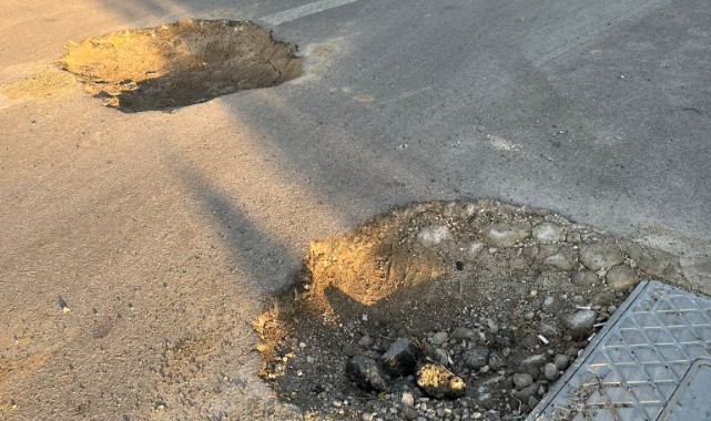 Fatih Mahallesi’nde Yol Çukurları Tehlike Saçıyor