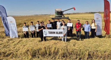 Geleceğin Çiftçileri Çeltik Tarlasında