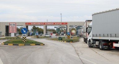 Hamzabeyli Sınır Kapısı'nda 20 Kilometrelik Tır Kuyruğu Oluştu