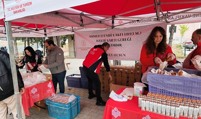 Hastanede Simit ve Meyve Suyu İkramı