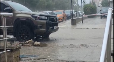 İŞ YERİ SU ALTINDA KALMASIN DİYE RÖGARI KENDİ AÇTI
