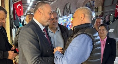 MHP Heyeti Esnaf ve Vatandaşlarla Buluştu