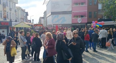 Turistler Edirne’ye Akın Etti, Esnafın Yüzü Güldü
