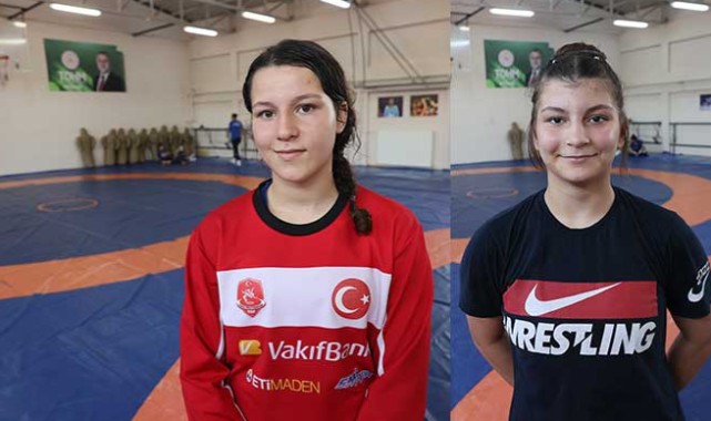 Türk Bayrağını Dünyada Dalgalandırmak İçin Mindere Çıkıyorlar