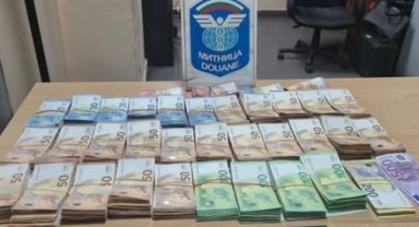 Türk tırında 162 bin 700 Euro’luk gizli para