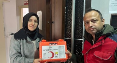 VAKIF CAMİ VE KUR’AN KURSLARINA İLK YARDIM SETİ DAĞITILDI
