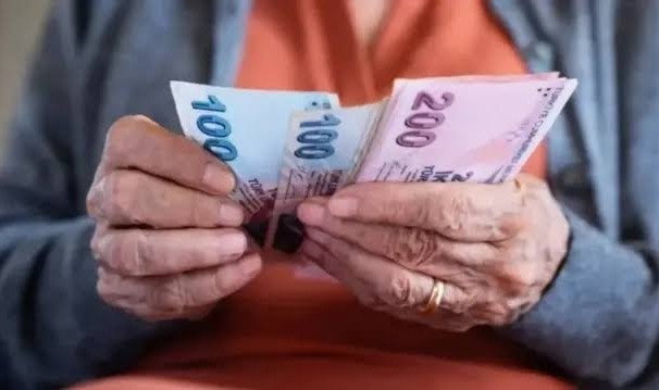Yaşlı ve Engelli Aylıklarında Ekim Ödemeleri Başladı