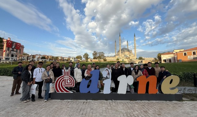 YTB işbirliğiyle uluslararası öğrencilere Edirne gezisi düzenlendi