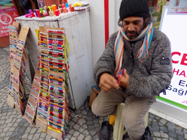 Pes etmedi zanaatkâr oldu