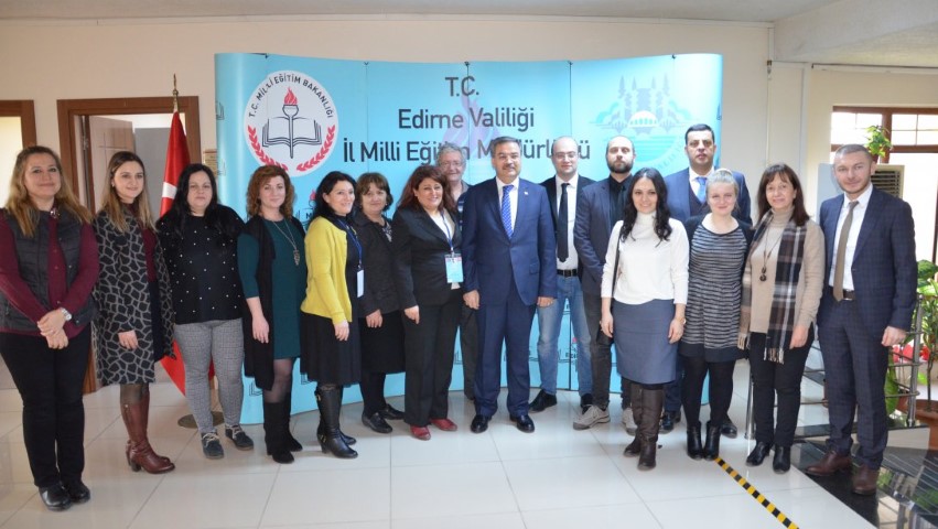“Yeteneğinle engelini aş”