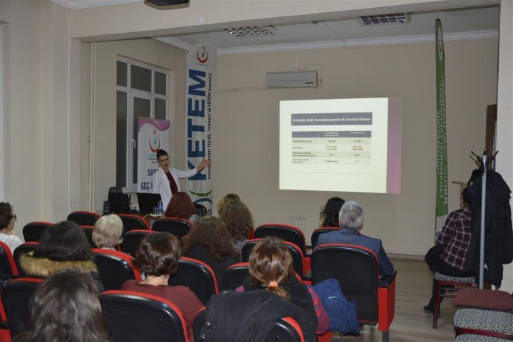 Sağlık personeline kanser eğitimi verildi
