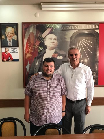 CHP’de şok istifa