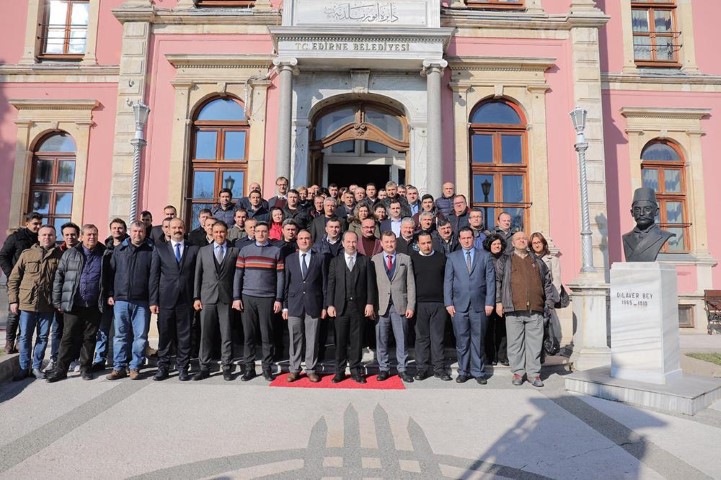 Sosyal dengede tavan