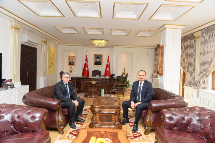 Soydaşların sorunlarını konuştular