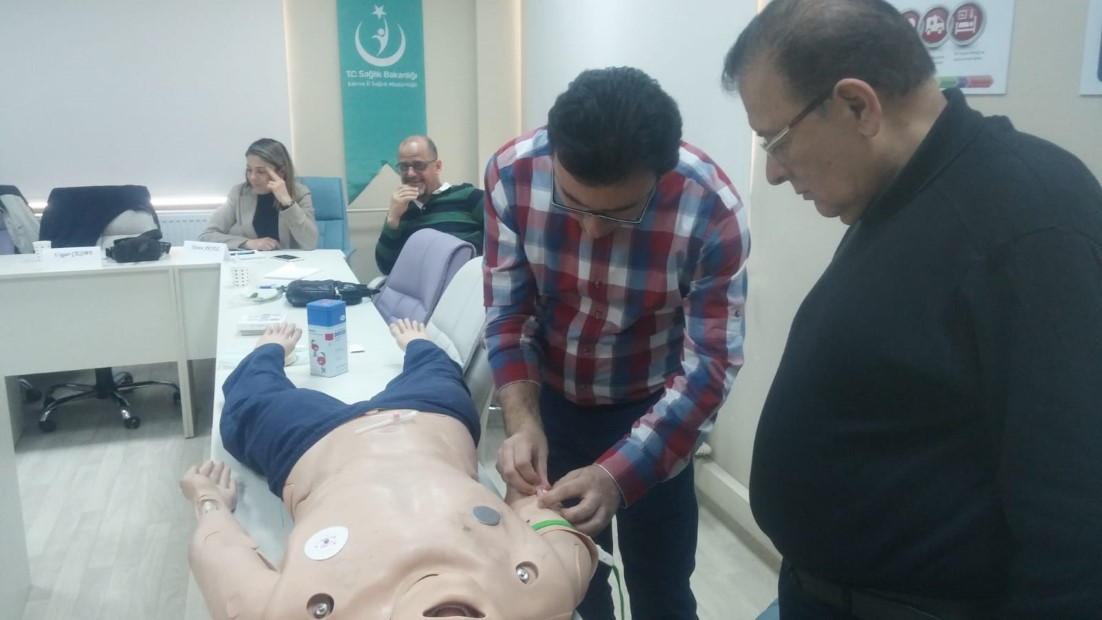 Diş hekimlerine eğitim